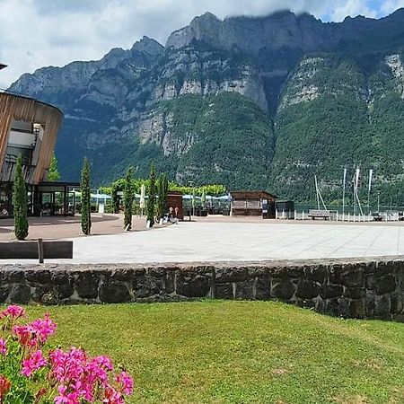 Marina Walensee Hotel Unterterzen Buitenkant foto